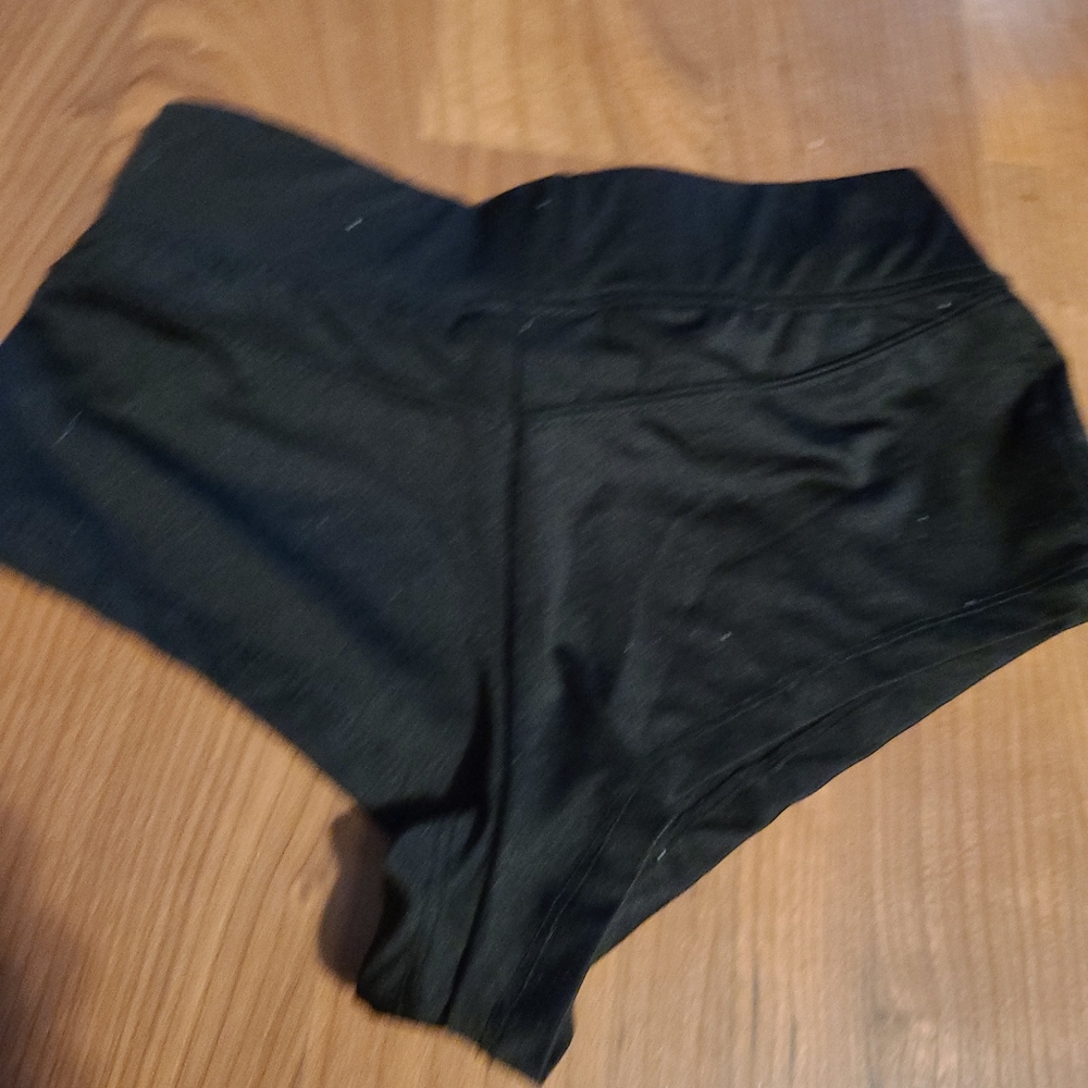 Black Hooters Small new style booty shorts - Picture 9 of 10